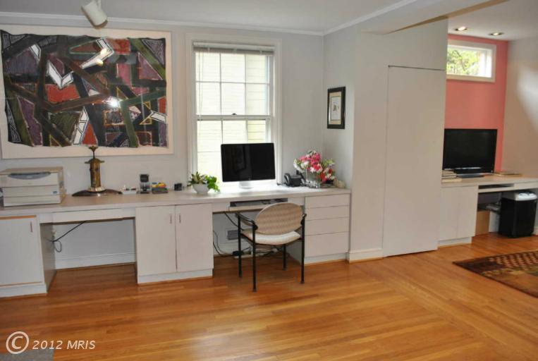 6940 32nd Street Northwest, Washington, DC 20015