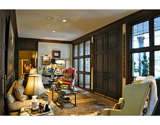 7414 N Country Club Dr, Oklahoma City, OK 73116