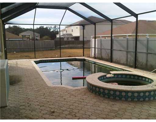 13601 Botany Bay Ct, Riverview, FL 33569