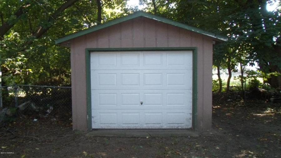 176 E Britain Avenue, Benton Harbor in Niles, Michigan Real Estate - Homes & Land