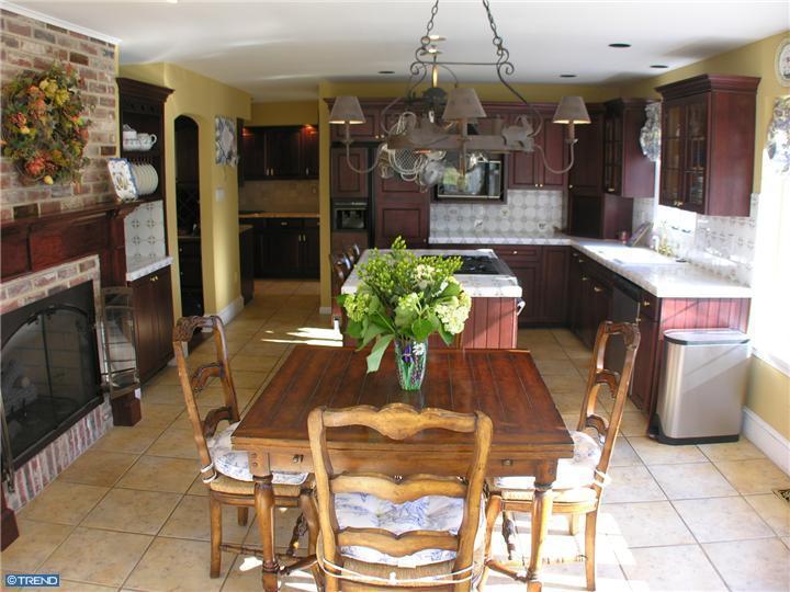 80 Chews Landing Rd, Haddonfield, NJ 08033